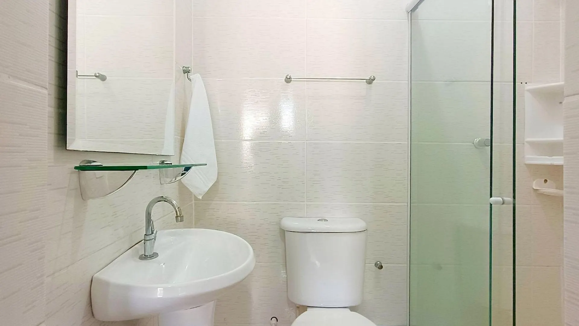 Ape Duas Suites Com Ar. 500M Do Mar - Mar400 Florianópolis 0*,  Βραζιλία